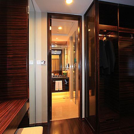 Heefun Apartment Gz -Poly World Trading Center-Walking Distance To Canton Fair מראה חיצוני תמונה