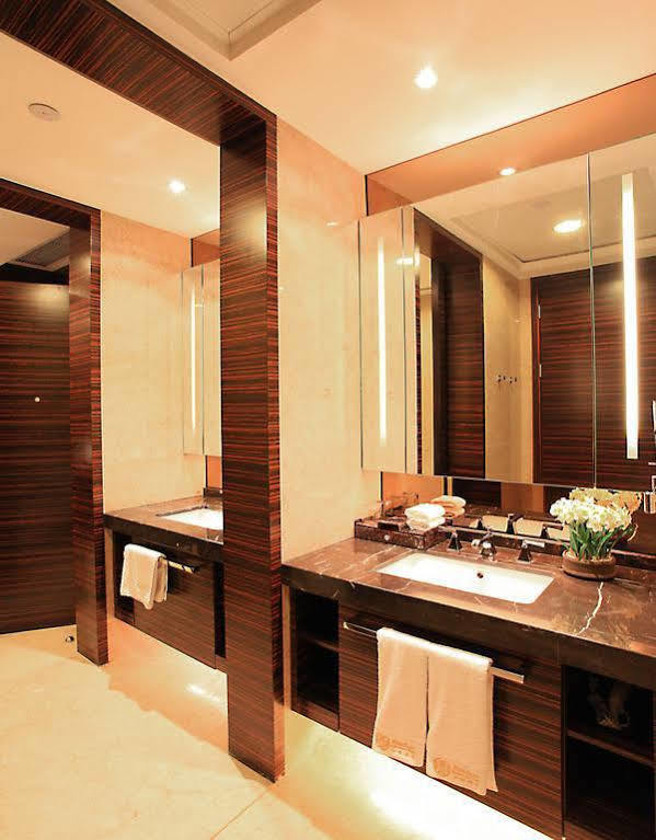 Heefun Apartment Gz -Poly World Trading Center-Walking Distance To Canton Fair מראה חיצוני תמונה